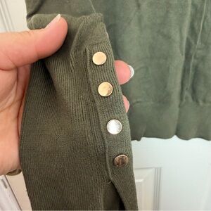 ZARA Olive Green V-Neck Sweater Gold Button Cuff Size M